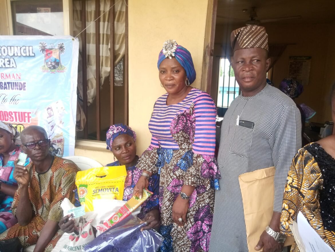 ORILE AGEGE LG BOSS DISTRIBUTES FOOD ITEMS TO 70 WIDOWS