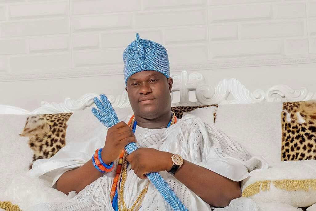 Unpaid Backlog: Ex-security guards beg Ooni of Ife, lament over 29 month- salaries