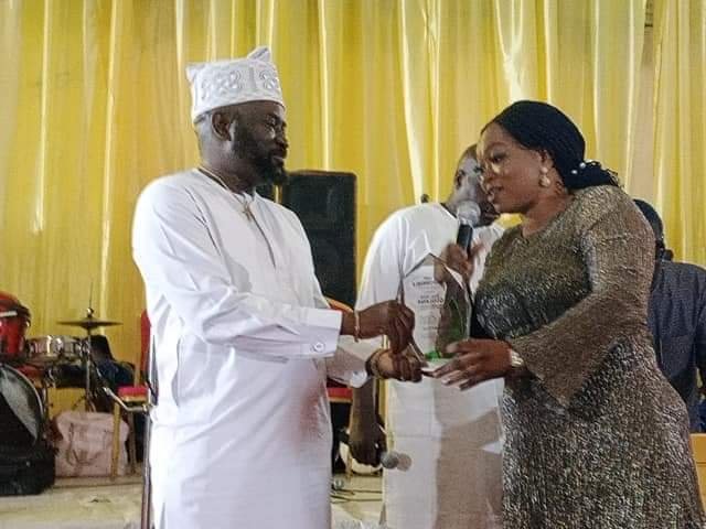 Iconic Award: ICCIA honours Agege PDP House of Reps Candidate, Sola Osolana