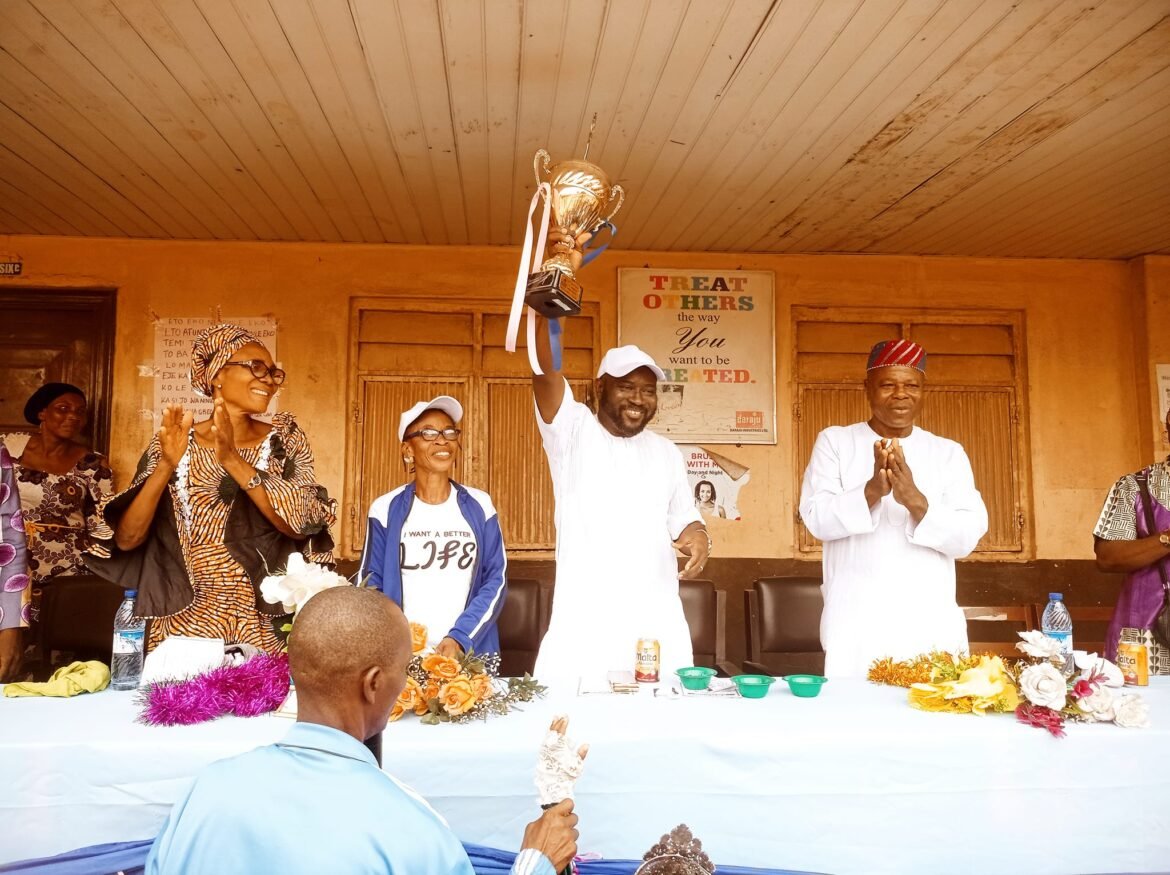 Inter-House Sports: Osolana urges Agege & Orile Agege pupils to imbibe good virtues