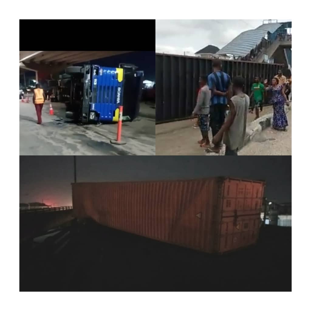 Three 40ft containers fall in Lagos