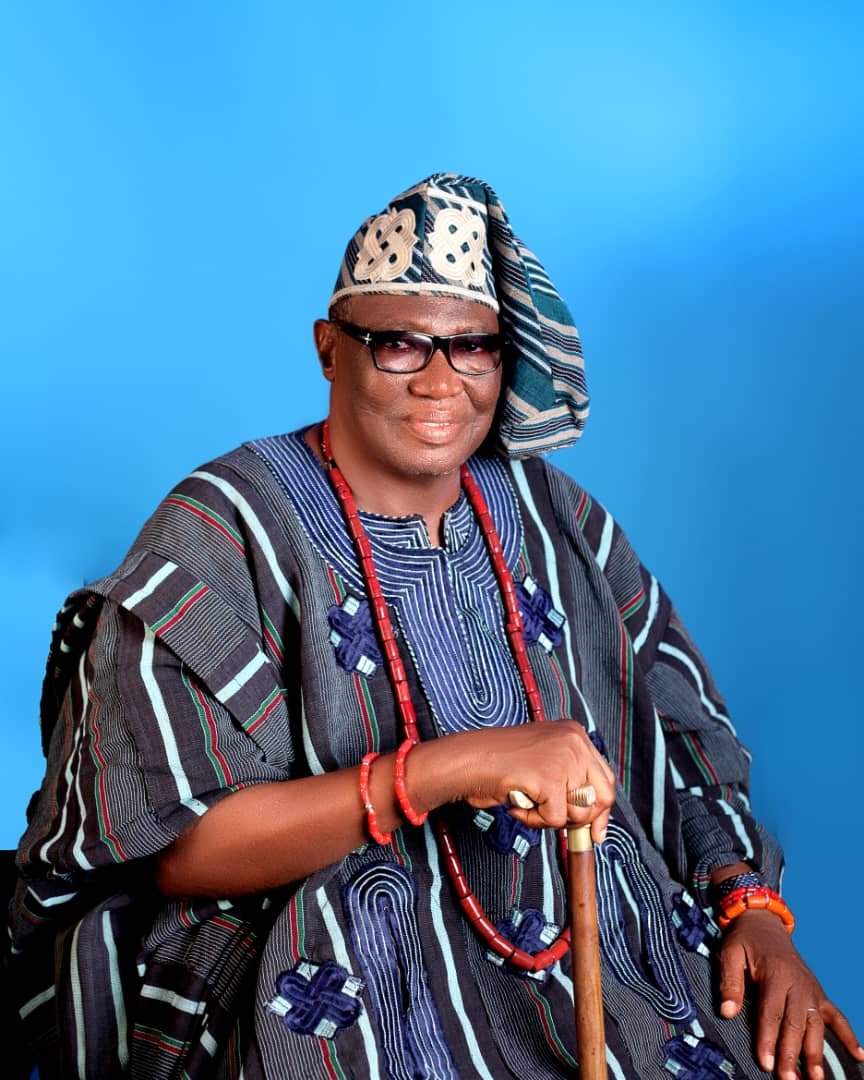 Prince F.A.B celebrates Balogun of Ijaiye Obirinti, Alh. Shamusideen Koleosho as he turns 75