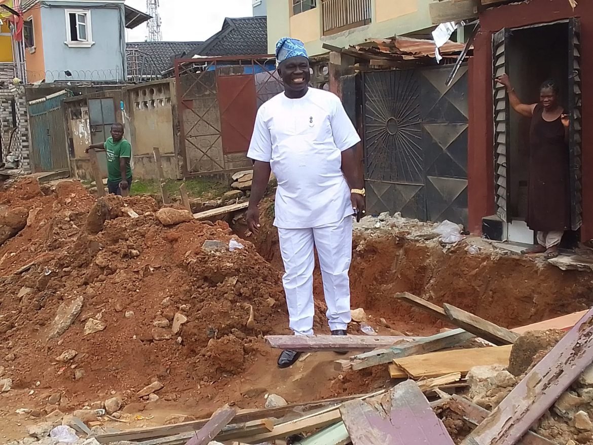 ORILE AGEGE COUNCIL BOSS BEGINS ROAD CONSTRUCTION, DRAINAGES TO AVERT FLOODING