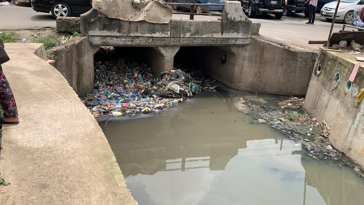 Four schoolchildren allegedly trapped in Lagos drainage