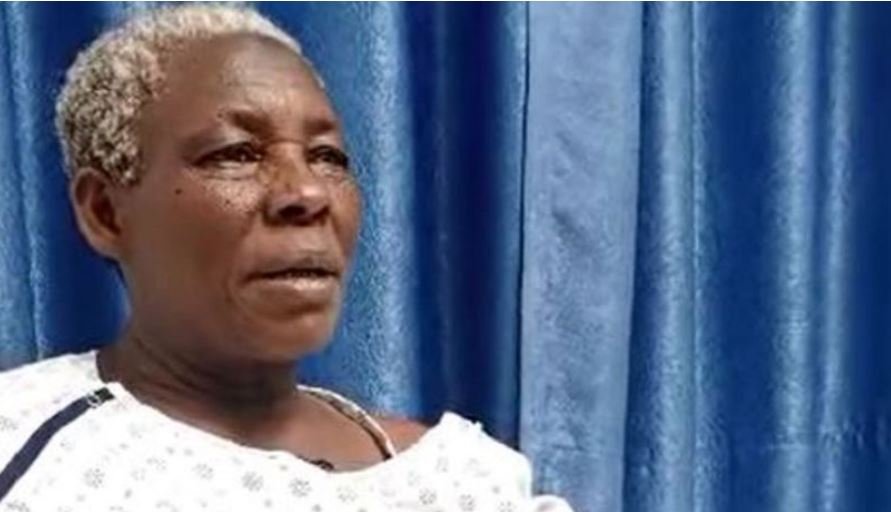 70 year-old woman delivers twins after years of barrenness 