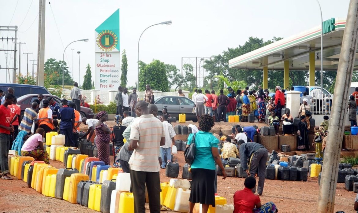 Fuel rises to N1,300/litre as depots run dry