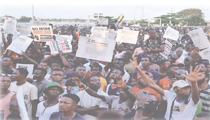 Lagos thugs threaten residents not to protest